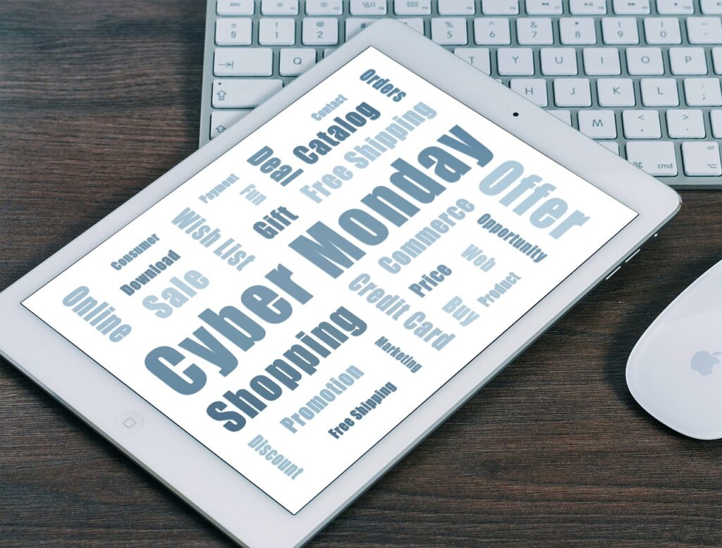 El 49% de los consumidores comprará en el Cyber Monday según encuesta realizada por la Asociación Española de Consumidores siendo la previsión de gasto de 132 €