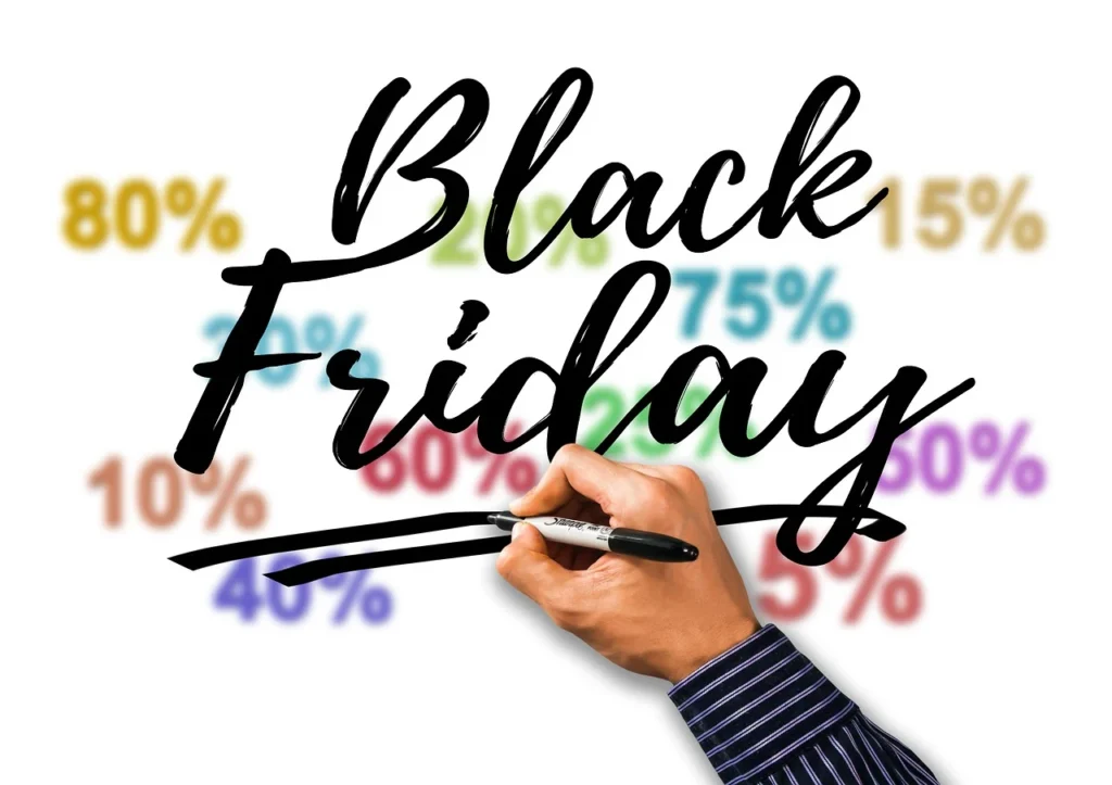 Cada consumidor se gastará en el Black Friday 204 € según una encuesta de la Asociación Española de Consumidores