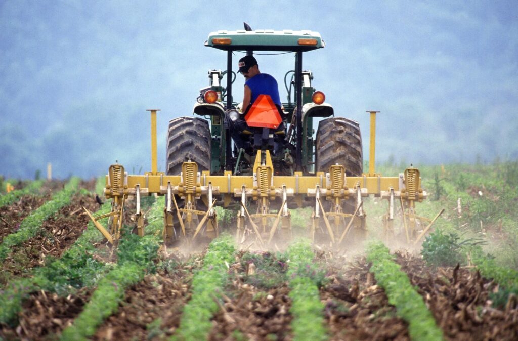 La Asociación Española de Consumidores apoya las reivindicaciones de agricultores y ganaderos por el Acuerdo UE-Mercosur